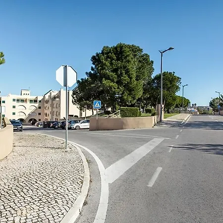 Casa Dos Salgados Apartmán Guia (Faro)