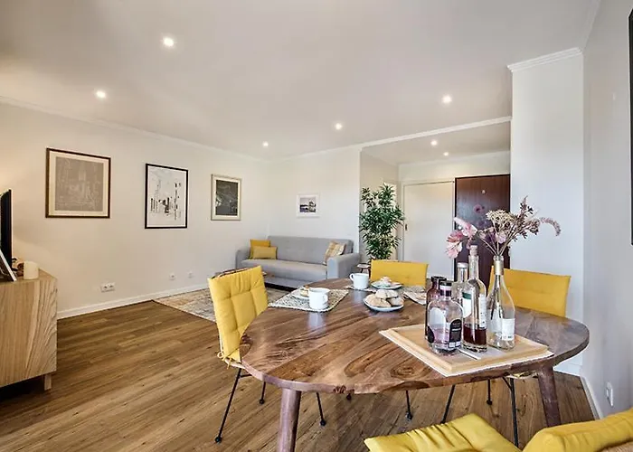 Casa Dos Salgados ギーア