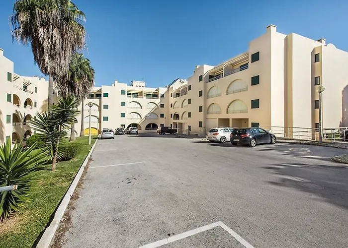 Casa Dos Salgados * Guia (Faro)